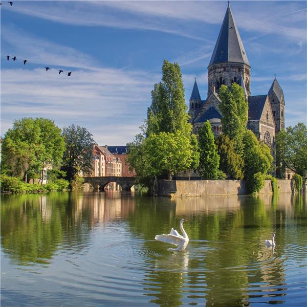 İzmir'den Uçaklı 4 Gece 5 Gün Konaklamalı Köln, Lüksemburg, Metz, Paris Ve Disneyland Turu