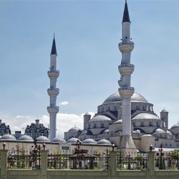 İzmir'den Uçaklı 8 Gece 9 Gün Konaklamalı Kırgızistan, Özbekistan, Kazakistan Turu