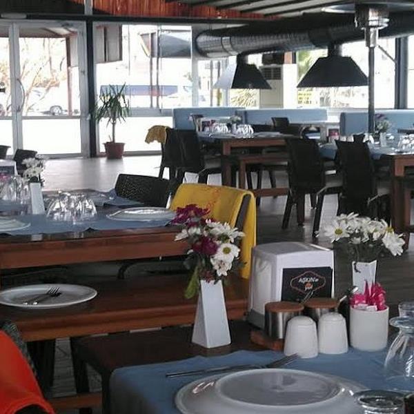 Güzelbahçe Aşkın’ın Yeri Enfes Lezzetler ve Canlı Müzik Eşliğinde Et Menüleri