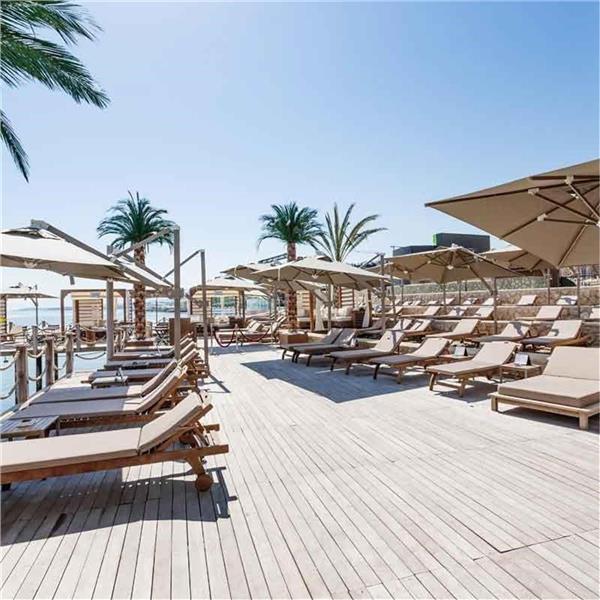 İzmir'den Uçak Bileti ve Otel Transferi Dahil 3 Gece 4 Gün Konaklamalı Tam Pansiyon Plus Kıbrıs Lord's Palace Hotel Spa Casino Ümit Yaşar Yılbaşı Galası 29.999 TL'den Başlayan Fırsatlarla