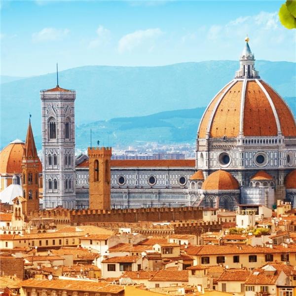 İzmir'den Otobüslü 15 Gece 17 Gün Konaklamalı Büyük Avrupa Turu