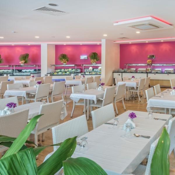 İzmir'den Kalkışlı 2 Gece 3 Gün Konaklamalı Her Şey Dahil 4 Yıldızlı Bodrum Bendis Beach Hotel