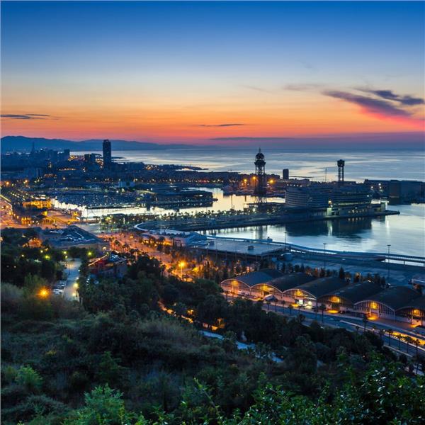 İzmir'den Uçaklı 3 Gece 4 Gün Konaklamalı Mimari Harikalar İle Barselona Turu