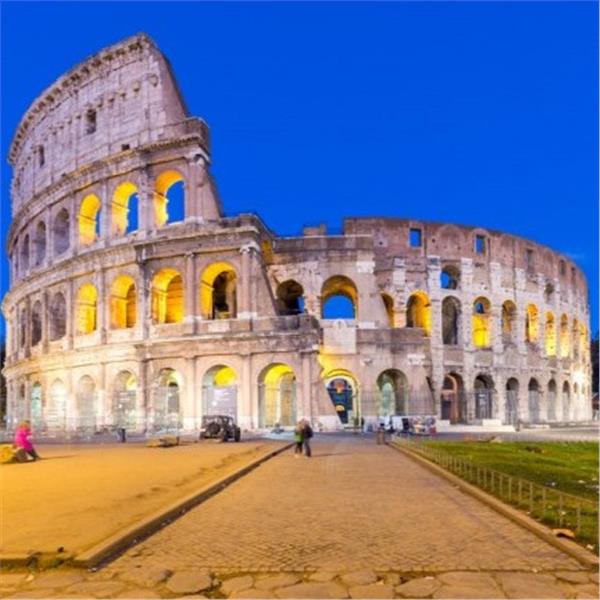 İzmir'den Uçak İle Hareketli 7 Gece 8 Gün Konaklamalı Dolu Dolu Büyük İtalya Turu