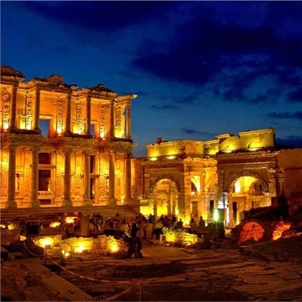 İzmir'den Otobüslü 3 Gece 4 Gün Konaklamalı Bodrum Çeşme Kuşadası Turu
