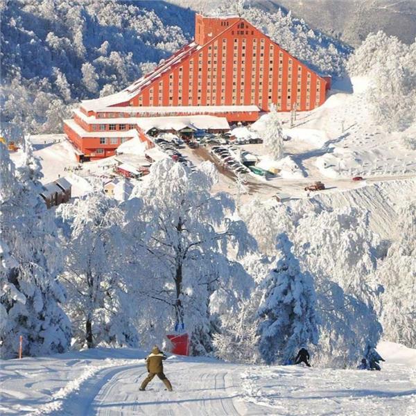 Yılbaşı Özel Gala ve 2 gece 3 gün Ramada By Wyndham Konaklamalı Abant, Kartalkaya, Kartepe ve Uludağlı 4'lü Kar Keyfi.