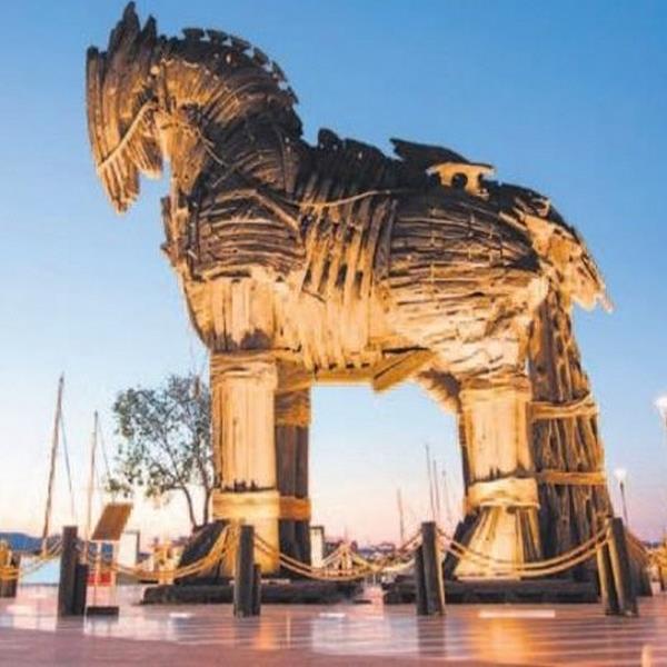 İzmir Kalkışlı Günübirlik Kahvaltı Dahil Çanakkale Şehitlik Turu