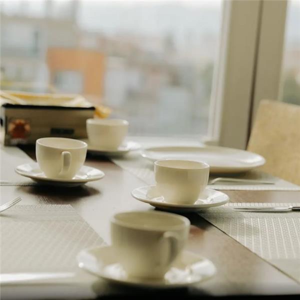 Red Green Hotel Karşıyaka Tek veya Çift kişi Kahvaltı dahil konaklama