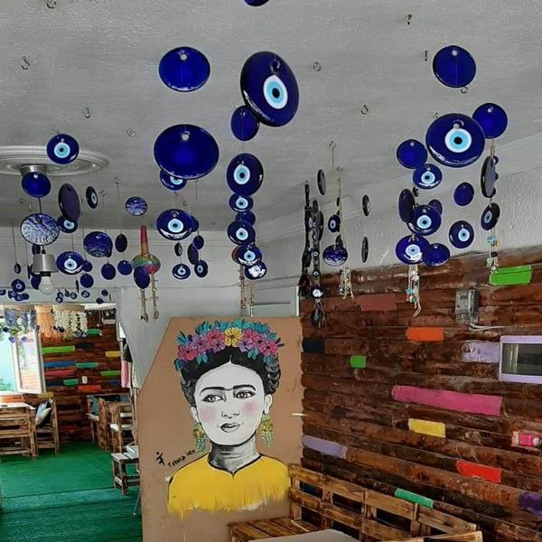 Kemalpaşa Mavi Köy Kahvaltı Evi’nde Enfes Lezzetler Eşliğinde Serpme Köy Kahvaltısı