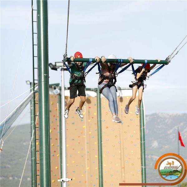 Joy’n Adventure Katapult ve Tırmanma Duvarı Eğlencesi