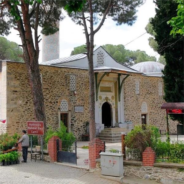 Günübirlik İzmir çıkışlı Ödemiş, Birgi, Gölcük Bozdağ Kayak Merkezi Turu. Üstelik Sucuk Ekmek Dahil. Ayrıca Sabah Kahvaltısı seçenekli