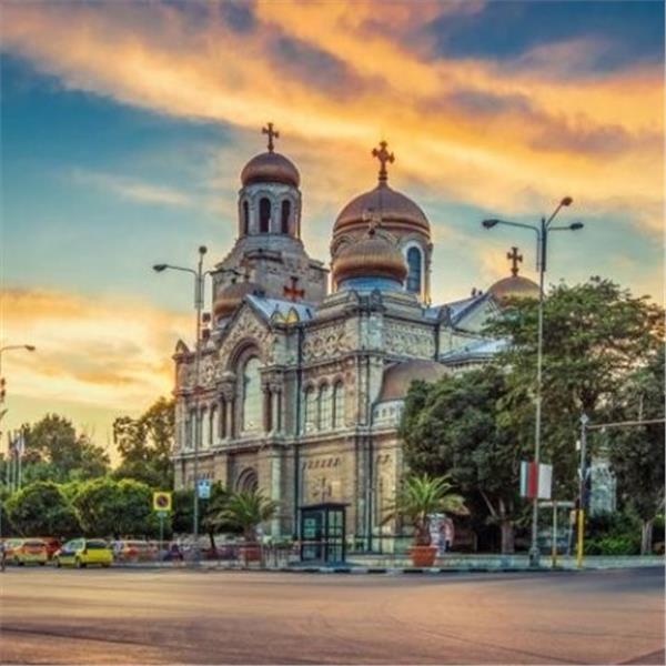 İzmir Çıkışlı 4 Gece 5 Gün Konaklamalı Bulgaristan Romanya Transilvanya Turu