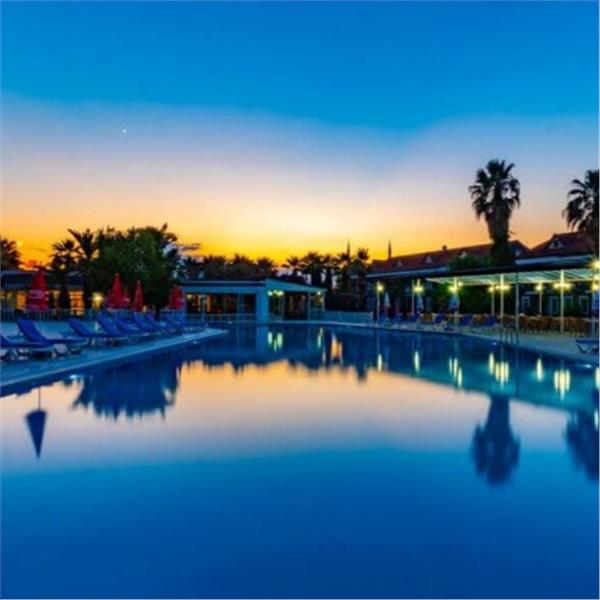 İzmir Çıkışlı 1 Gece 2 Gün Larina Thermal Resort & Spa Konaklamalı Pamukkale Termal Buldan Turu