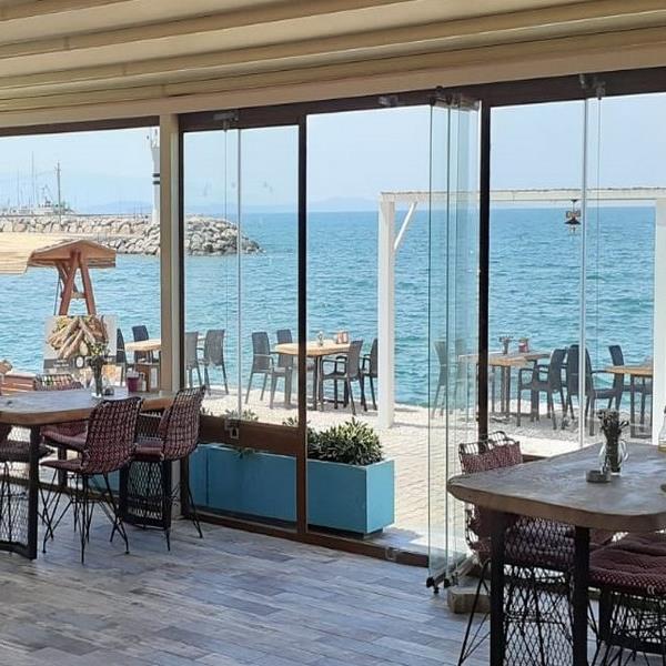 Güzelbahçe Bonjour Restaurant Denize Nazır Balık Menü