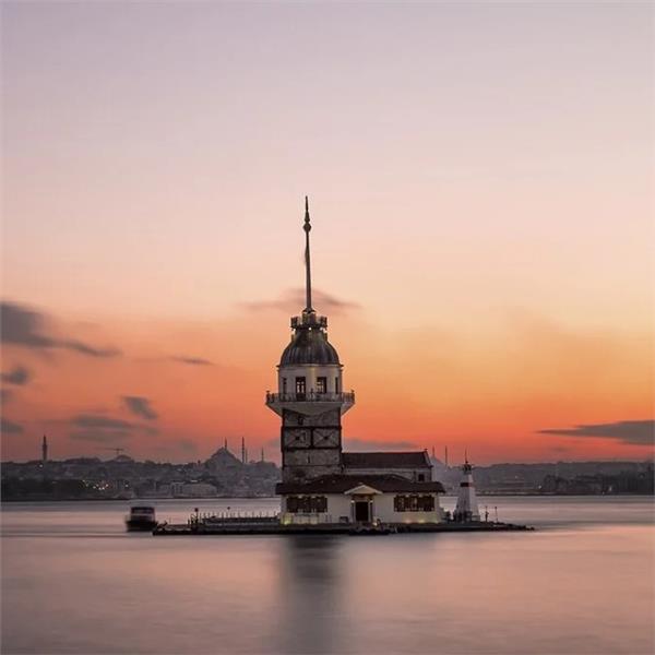 İzmir'den Uçaklı ve 3 Gece 4 Gün Konaklamalı İstanbul Caz Festivali Ve İstanbul Turu