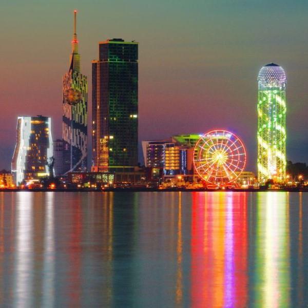 İzmir'den Kalkışlı 5 Gece 6 Gün Uçaklı ve Konaklamalı Vizesiz Tiflis Batum Turu