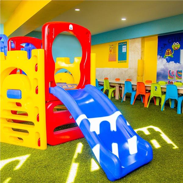 İzmir'den Uçak Bileti ve Otel Transferi Dahil 2 Gece ve 3 Gün Konaklamalı Kıbrıs Salamis Bay Conti Resort Hotel'de Gülden Yılbaşı Galası