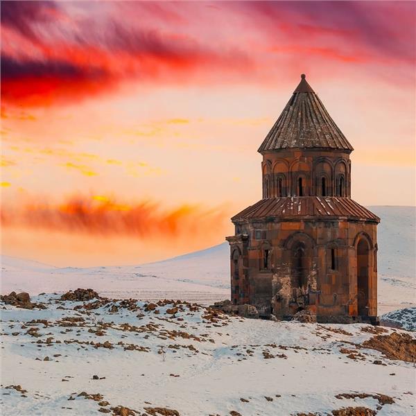 İzmir'den Uçaklı 4 Gece 5 Gün Konaklamalı Kars Batum Tiflis Turu