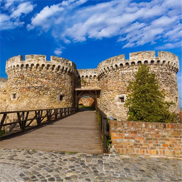 İstanbul'dan Uçak İle Kalkışlı 3 Gece 4 Gün Otel Seçenekleri İle Konaklamalı Zemun Turu Dahil Sırbistan Belgrad Turu