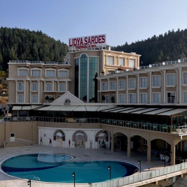 İzmir'den Otobüslü 1 gece 2 gün Konaklamalı Lidya Sardes Termal Hotel & Spa