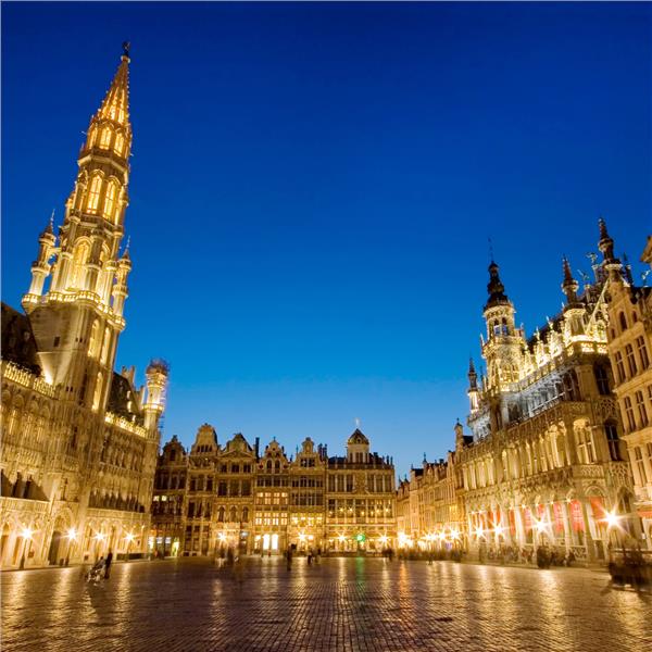 İzmir'den Otobüslü 15 Gece 17 Gün Konaklamalı Büyük Avrupa Turu