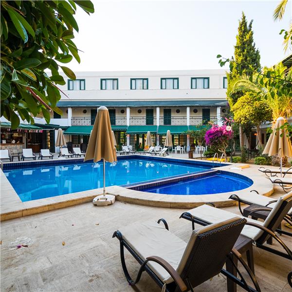 İzmir'den Ulaşımlı 3 Gece 4 Gün 4* Bleu Nuit Hotel Her Şey Dahil Konaklama 