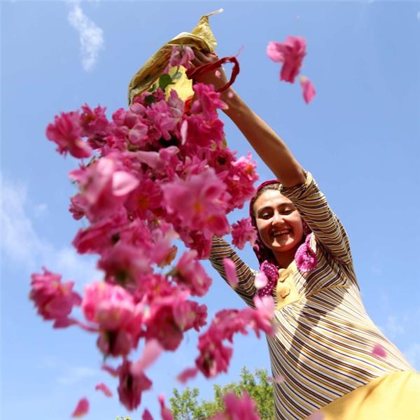 İzmir çıkışlı 1 gece 2 gün Isparta Gül Hasadı , Salda ve Eğridir Gölü, Sagalassos Antik Kenti, Burdur Turu