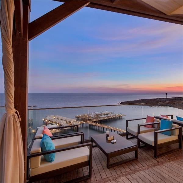 İzmir'den Uçak Bileti ve Otel Transferi Dahil 2 Gece 3 Gün Konaklamalı Elexus Hotel Girne Ebru Gündeş Yılbaşı Galası 43.300 TL'den Başlayan Fiyatlarla