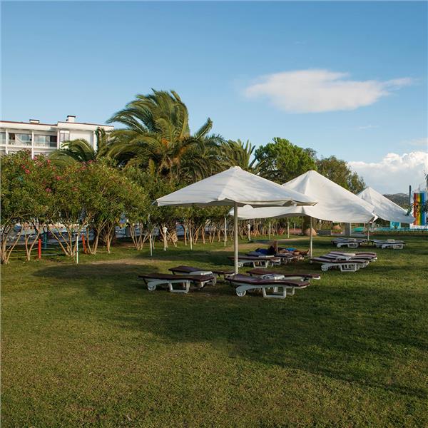 Dikili Le Monde Beach Resort & Spa’da Masaj, Hamam, Havuz ve Mini Fitness Spa Kullanımı Dahil Paketler