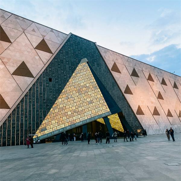 İzmir'den Uçaklı 4 Gece 6 Gün Konaklamalı Nil İncileri Kahire, Luxor Ve İskenderiye Turu