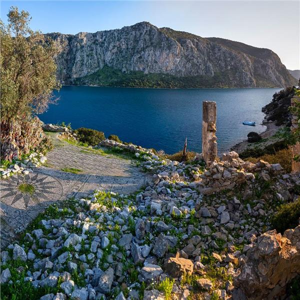 İzmir Çıkışlı 2 gece 3 gün Konaklamalı Akyaka, Kız Kumu, Bozburun, Selimiye ile Marmaris Turu