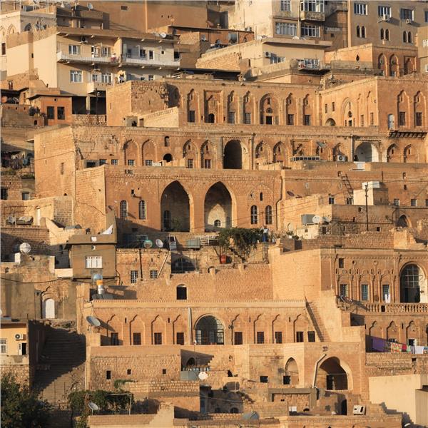 İzmir'den Uçaklı 3 Gece 4 Gün Konaklamalı Notaların İzinde Gap Turu