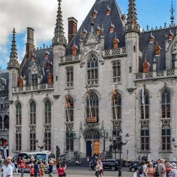 İzmir'den Uçaklı 5 Gece 6 Gün Konaklamalı Avrupa Esintileri Paris Disneyland Turu