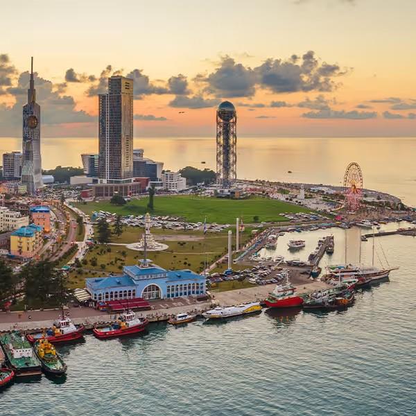 İzmir'den Uçaklı 6 Gece 7 Gün Konaklamalı Karadeniz Yaylalar ve Batum Turu