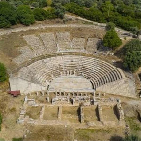 İzmir'den Otobüslü Günübirlik Torbalı ve Urla: Kültür, Sanat, Bağ Rotası Turu