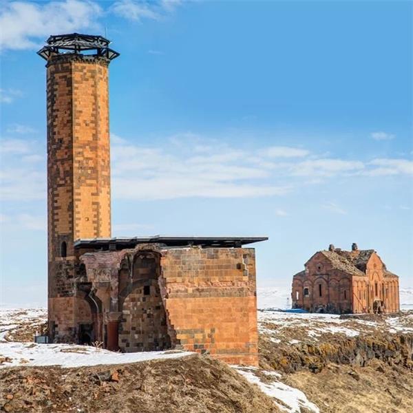 İzmir'den Uçaklı 3 Gece 4 Gün Konaklamalı Doğu Ekspresi Rotası Van, Kars, Sarıkamış Kayak Merkezi Turu