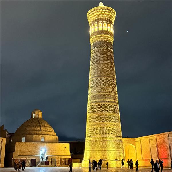 İzmir'den Uçakla  6 Gece 8 Gün Vizesiz Altın Rota Özbekistan – Kazakistan