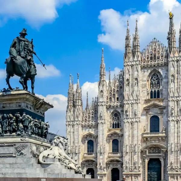 İzmir'den Uçaklı 4 Gece 6 Gün Konaklamalı Avrupa Masalı Express Turu