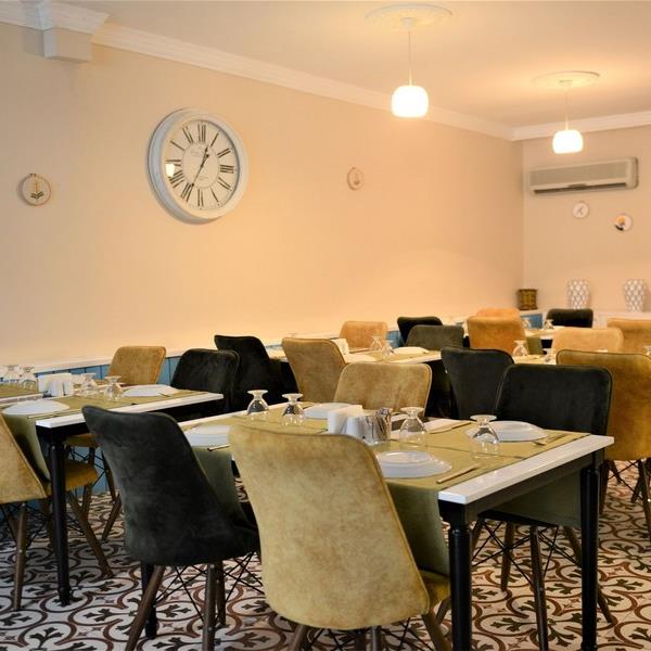 Seferihisar Sığacık Ada Marin Hotel’de Çift Kişi Konaklama ve Kahvaltı