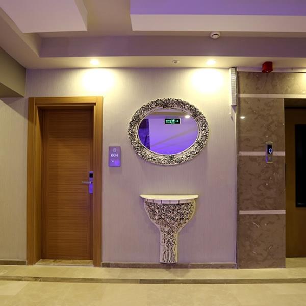 Life corner hotel çift kişi açık büfe kahvaltı dahil konaklama