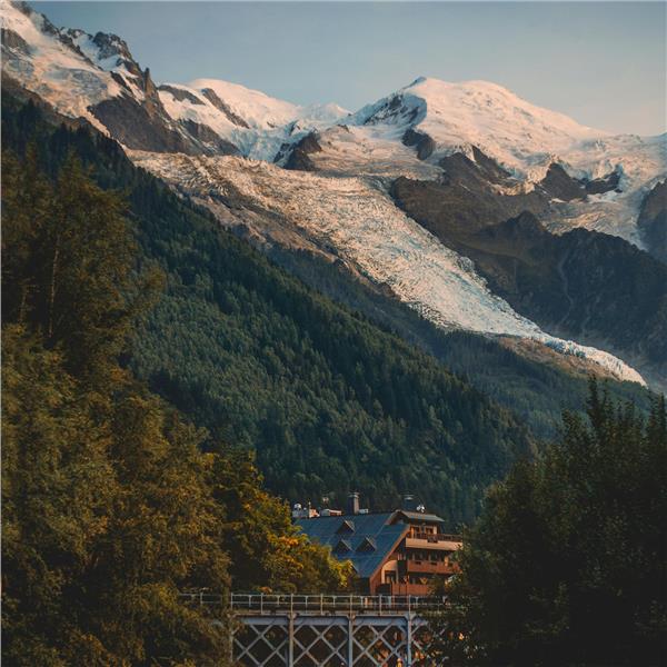 İzmir'den Uçaklı 4 Gece 5 Gün Konaklamalı Ramazan Bayramı Özel Masal Kasabaları Ve Alp Dağları Zirve Yolculuğu