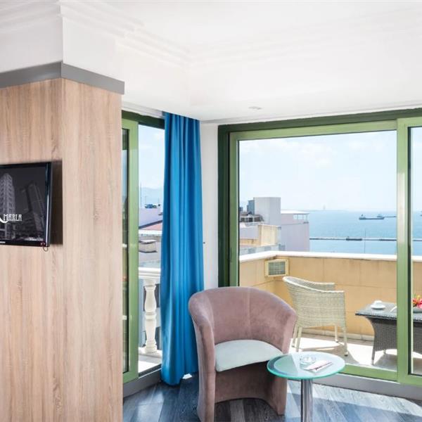 Otel Marla tek veya Çift kişi kahvaltı dahil konaklama