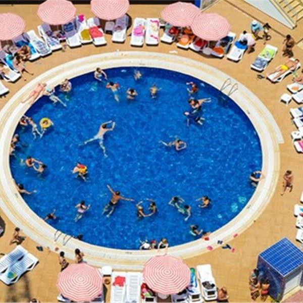 Bölgenin En Büyük Su Parkı Alanya Water Planet Aquapark Girişi ve Limitsiz Soft İçecek Dahil Açık Büfe Fast Food Menü