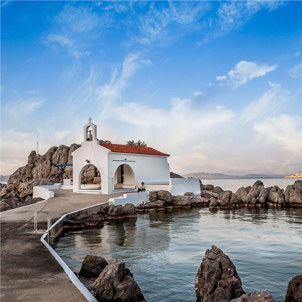 İzmir Feribot Kalkışlı Yılbaşı Özel 2 Gece 3 Gün 4* Chandris Hotel Konaklamalı Sakız Adası Turu Üstelik Otelde Gala Yemeği Dahil