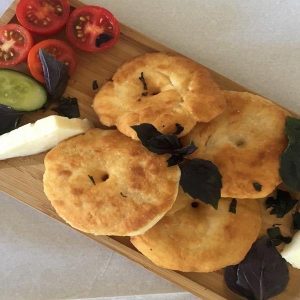 Güzelbahçe Liv Garden Çamlıpınar'da enfes Serpme köy Kahvaltısı keyfi