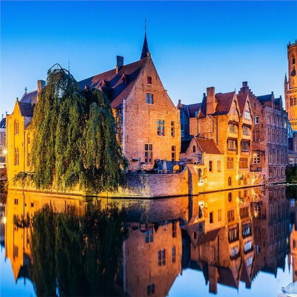 İzmir'den Uçak İle 3 Gece 4 Gün Konaklamalı Tüm Ekstralar Dahil Brüksel & Amsterdam Turu