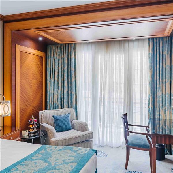 İzmir'den Uçaklı 4 Gece 5 Gün Grand Pasha Kyrenia Hotel veya The Arkin Colont Hotel Konaklama Seçenekli Kıbrıs Turu